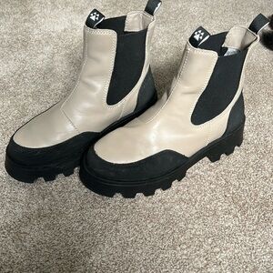 Cougar waterproof Shani boot